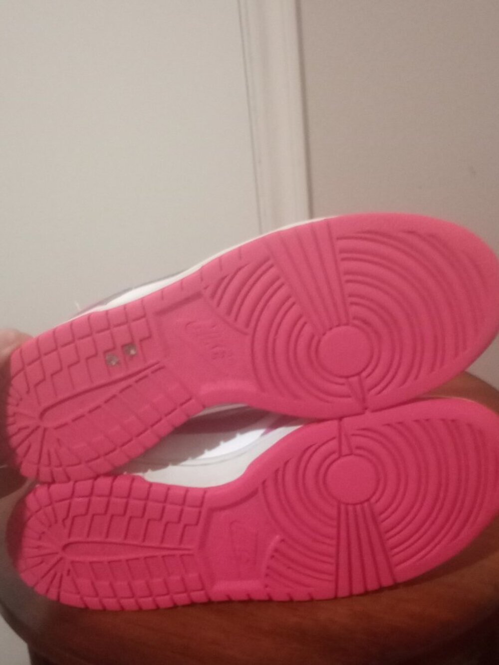 Nike Girls Dunk Low FB9109-102 Pink White Casual Shoes Sneakers Size 7Y - Picture 3 of 13